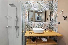 Villa Tolena by Marilena Pagkrati