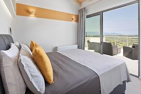 Villa Tolena by Marilena Pagkrati