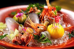 Kanazawa YuOnsen Hyakurakusou