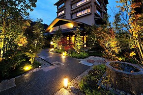 Kanazawa YuOnsen Hyakurakusou