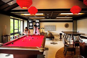 Kanazawa YuOnsen Hyakurakusou