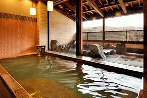 Kanazawa YuOnsen Hyakurakusou