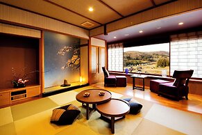 Kanazawa YuOnsen Hyakurakusou