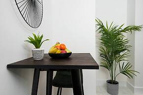 Boutique Flat Near O2 & Excel