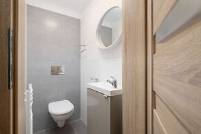 Apartment Moniuszki Cracow by Renters