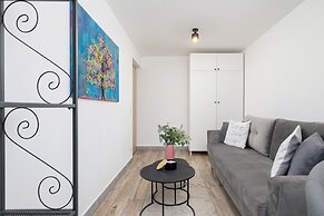 Apartment Moniuszki Cracow by Renters