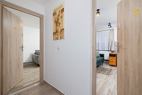 Apartment Moniuszki Cracow by Renters