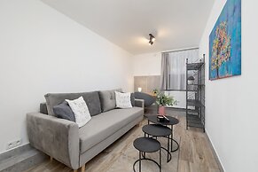 Apartment Moniuszki Cracow by Renters