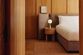 The Emory, Maybourne