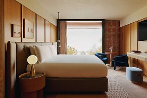 The Emory, Maybourne