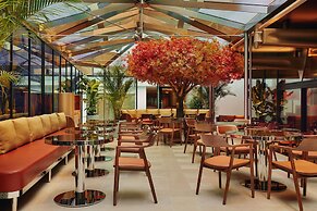 The Emory, Maybourne