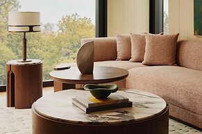 The Emory, Maybourne