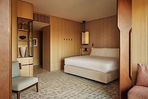 The Emory, Maybourne