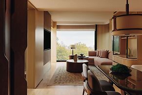 The Emory, Maybourne