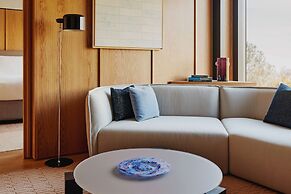 The Emory, Maybourne