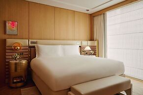 The Emory, Maybourne