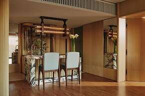 The Emory, Maybourne