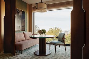 The Emory, Maybourne