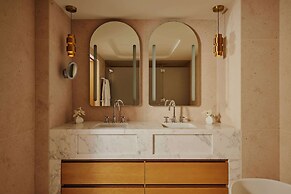 The Emory, Maybourne