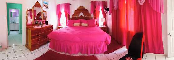 Pink Hibiscus Villa