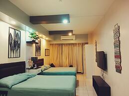 Deluxe Family Room in Tagaytay With Taal Lake View