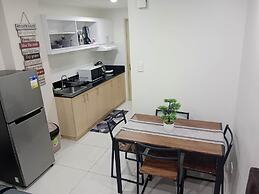 Deluxe Family Room in Tagaytay With Taal Lake View