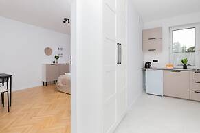 Nature & Bright Apartment by Renters