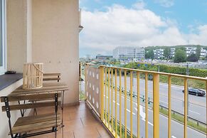 Nature & Bright Apartment by Renters