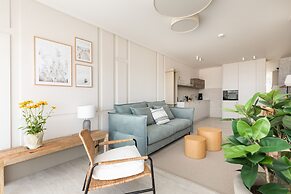 Solaris 25 m to the Beach by Renters