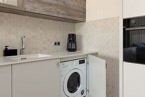 Solaris 25 m to the Beach by Renters