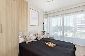 Solaris 25 m to the Beach by Renters