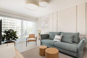 Solaris 25 m to the Beach by Renters