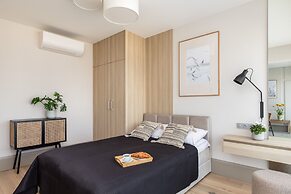 Solaris 25 m to the Beach by Renters