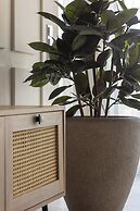 Solaris 25 m to the Beach by Renters