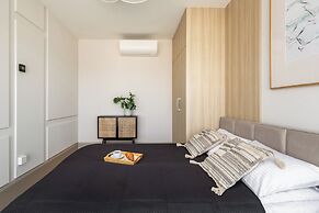 Solaris 25 m to the Beach by Renters