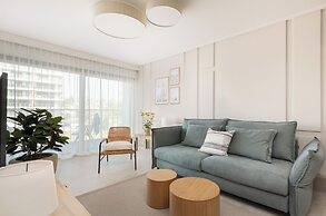 Solaris 25 m to the Beach by Renters