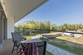 Solaris 25 m to the Beach by Renters