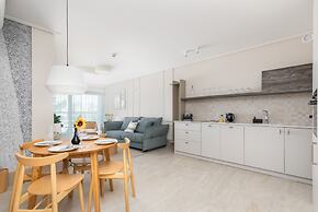 Solaris 25 m to the Beach by Renters