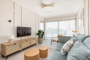 Solaris 25 m to the Beach by Renters