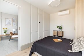 Solaris 25 m to the Beach by Renters