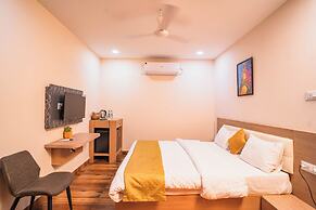 HOTEL THE GRAND TARA