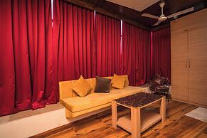 HOTEL THE GRAND TARA