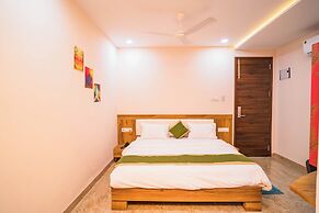 HOTEL THE GRAND TARA