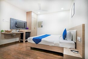 HOTEL THE GRAND TARA