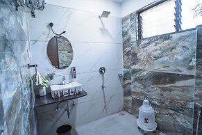 HOTEL THE GRAND TARA