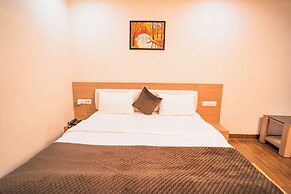 HOTEL THE GRAND TARA