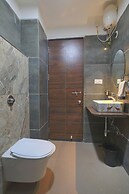 HOTEL THE GRAND TARA