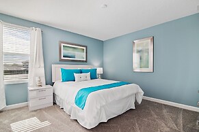 8830ilc - The Retreat At Championsgate 8 Bedroom Home by RedAwning