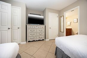 Phoenix Vii 7613 2 Bedroom Condo