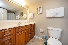 Phoenix Vii 7613 2 Bedroom Condo